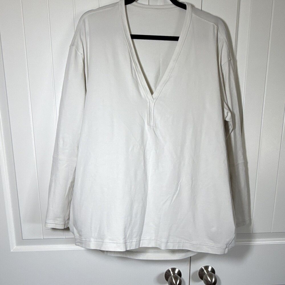 Lululemon White Solid V-Neck Long Sleeve Pullover Top Cotton Blend Size L